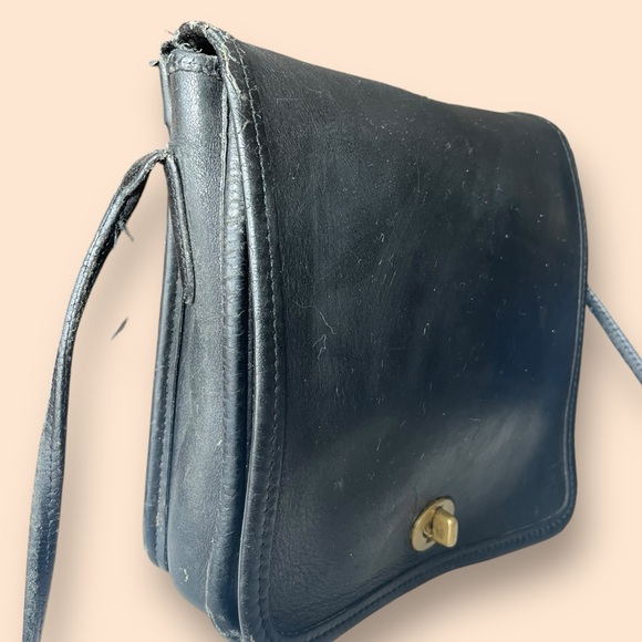 Vintage Coach New York Companion Leather Flap Twist lock Crossbody Bag Authentic - Picture 9 of 16